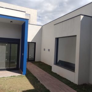 ae4e96dc-8c81-4325-8739-427286acf7d9