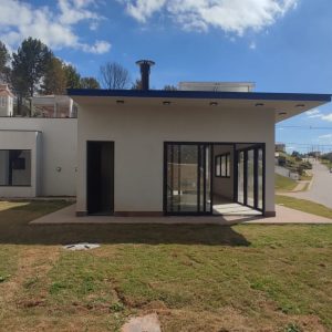 c3a71be2-606c-4f28-a92c-fffe226a147f